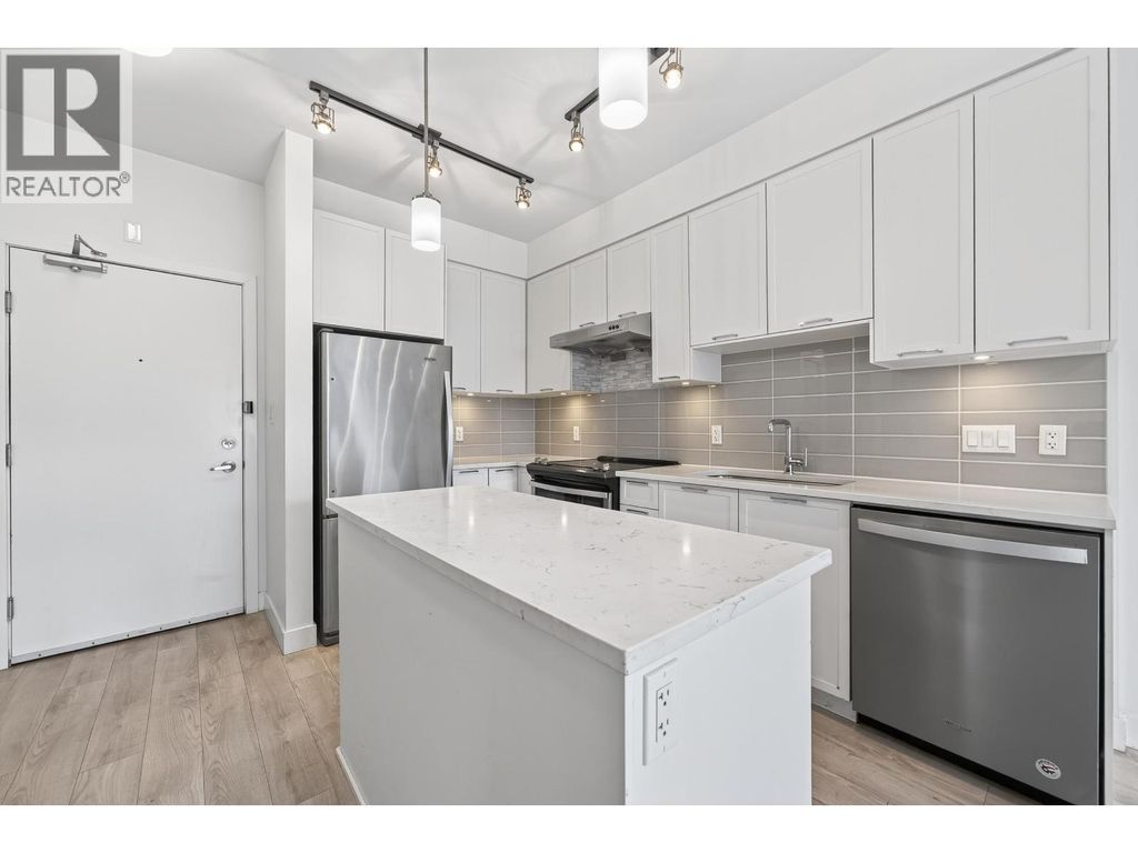 315 828 Gauthier Avenue, Coquitlam