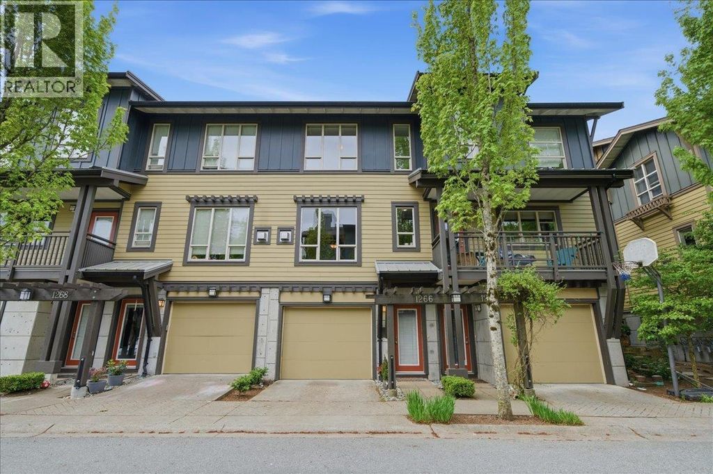 1266 Stonemount Place, Squamish
