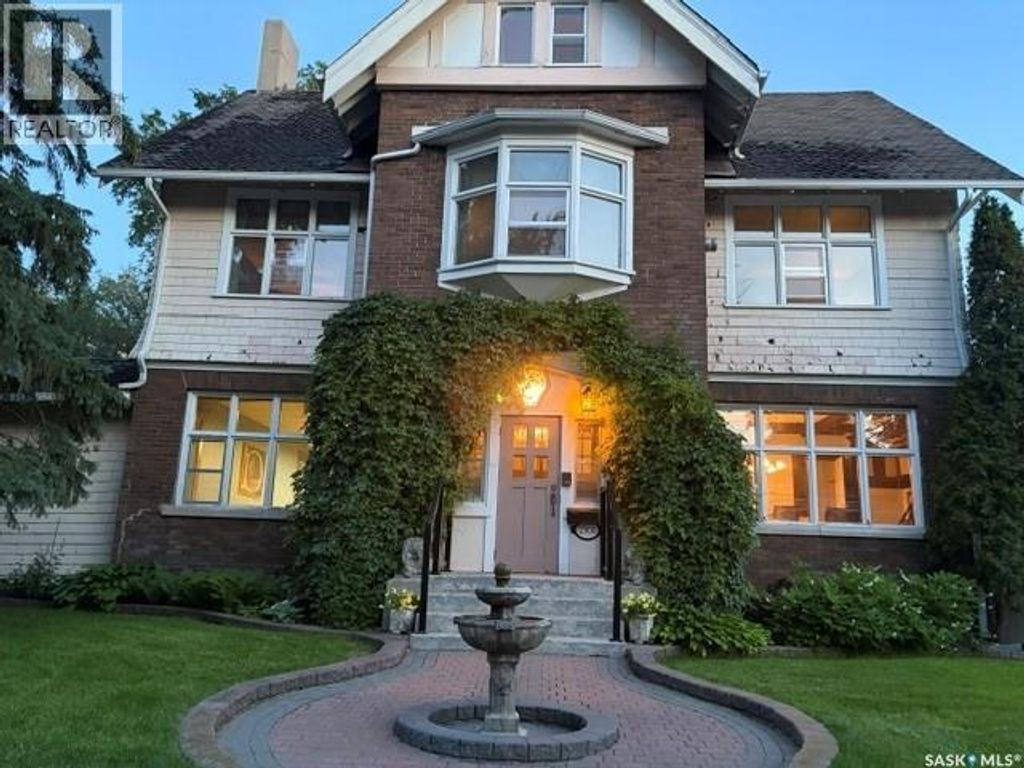 2301 15th Avenue, Regina