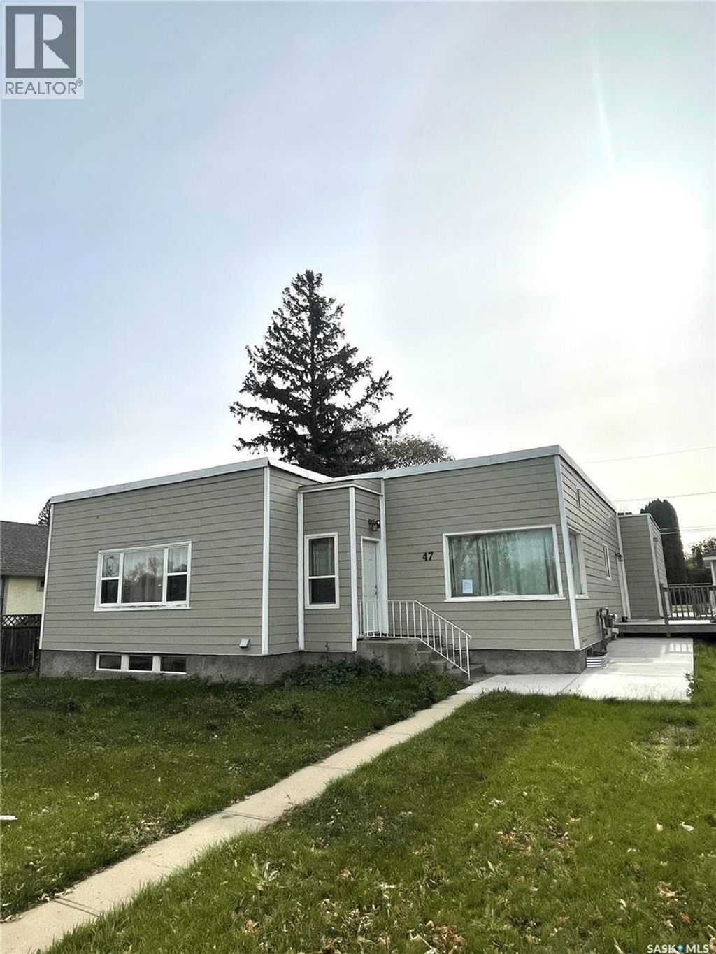 47 21st Street E, Prince Albert