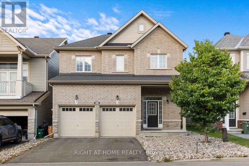 605 Silver Spruce Way, Ottawa