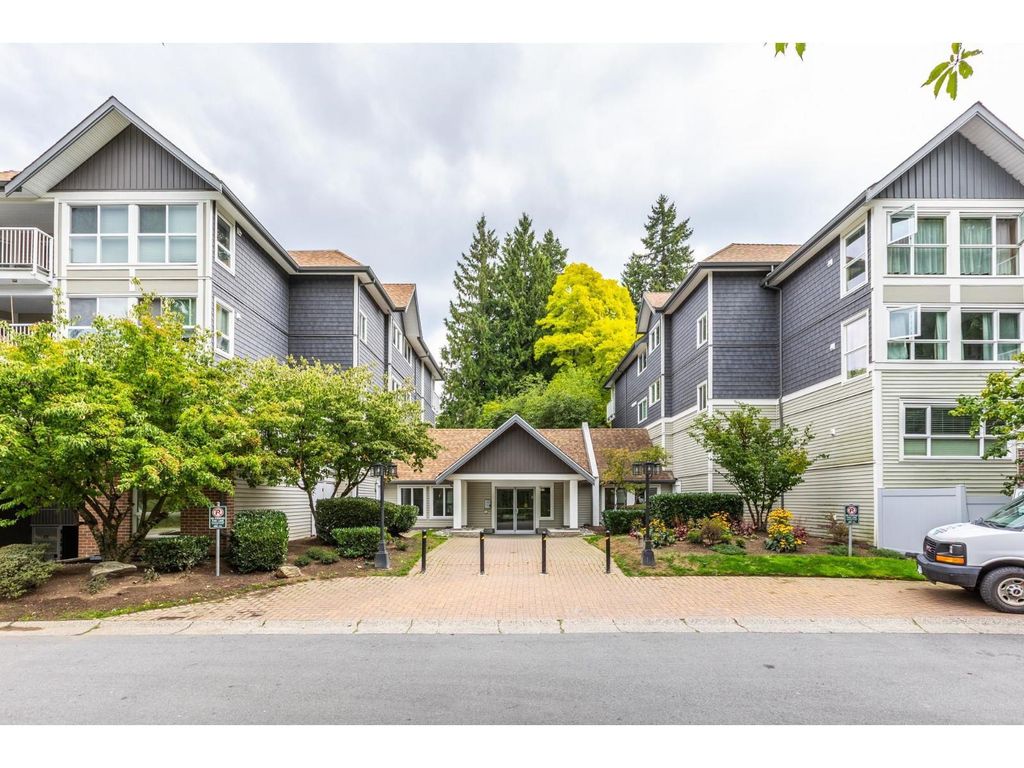 202 9688 148 Street, Surrey