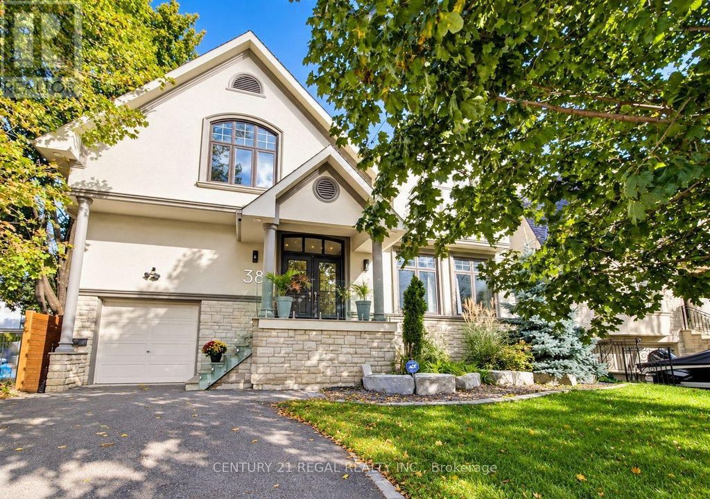 38 Mattice Road, Toronto (islington-City Centre West)
