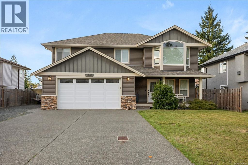 1942 Bear Pl, Campbell River