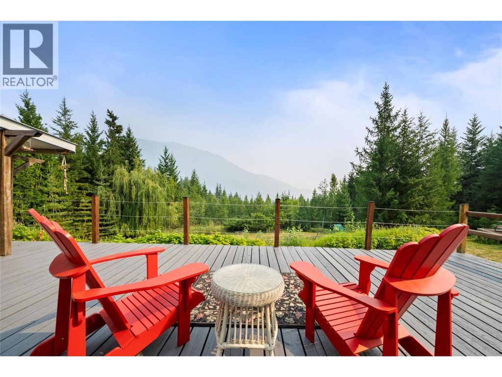 6271 Eagle Bay Road, Eagle Bay