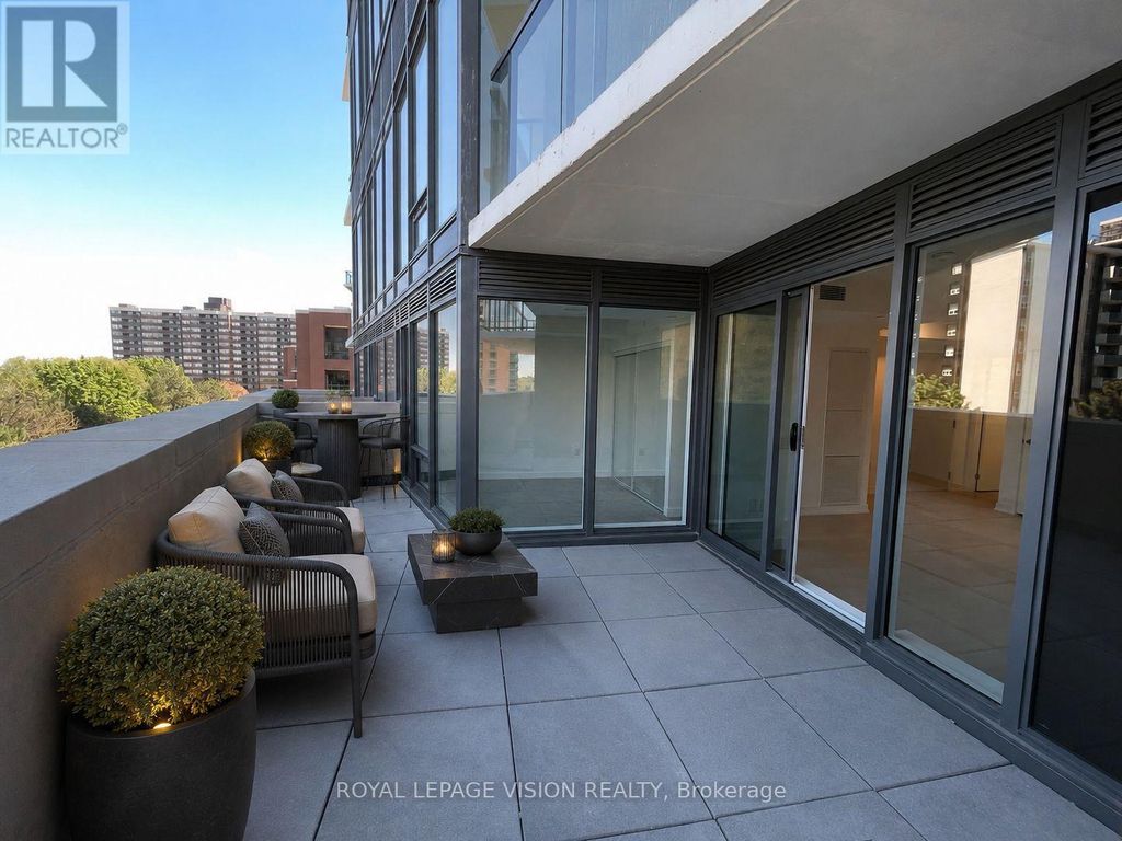 503 - 4010 Eglinton Avenue W, Toronto (humber Heights)