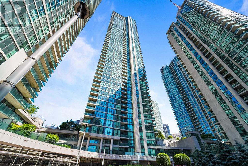 2304 - 18 Harbour Street, Toronto (waterfront Communities)