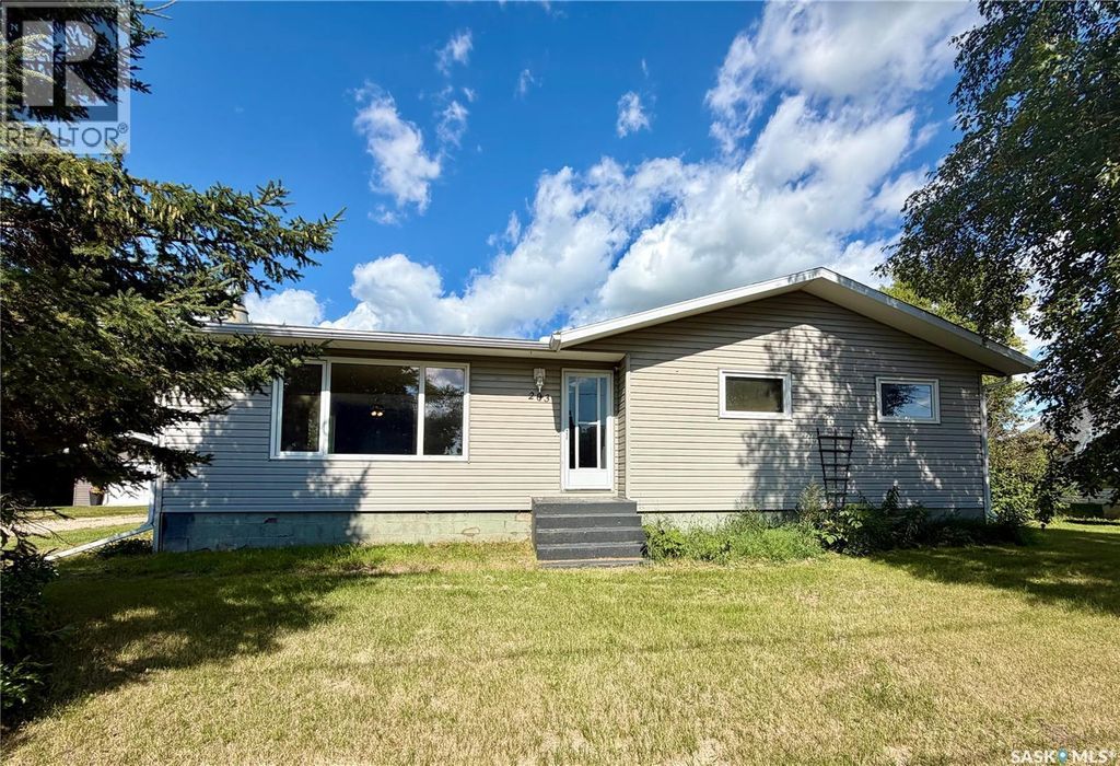 203 2nd Avenue N, Stenen