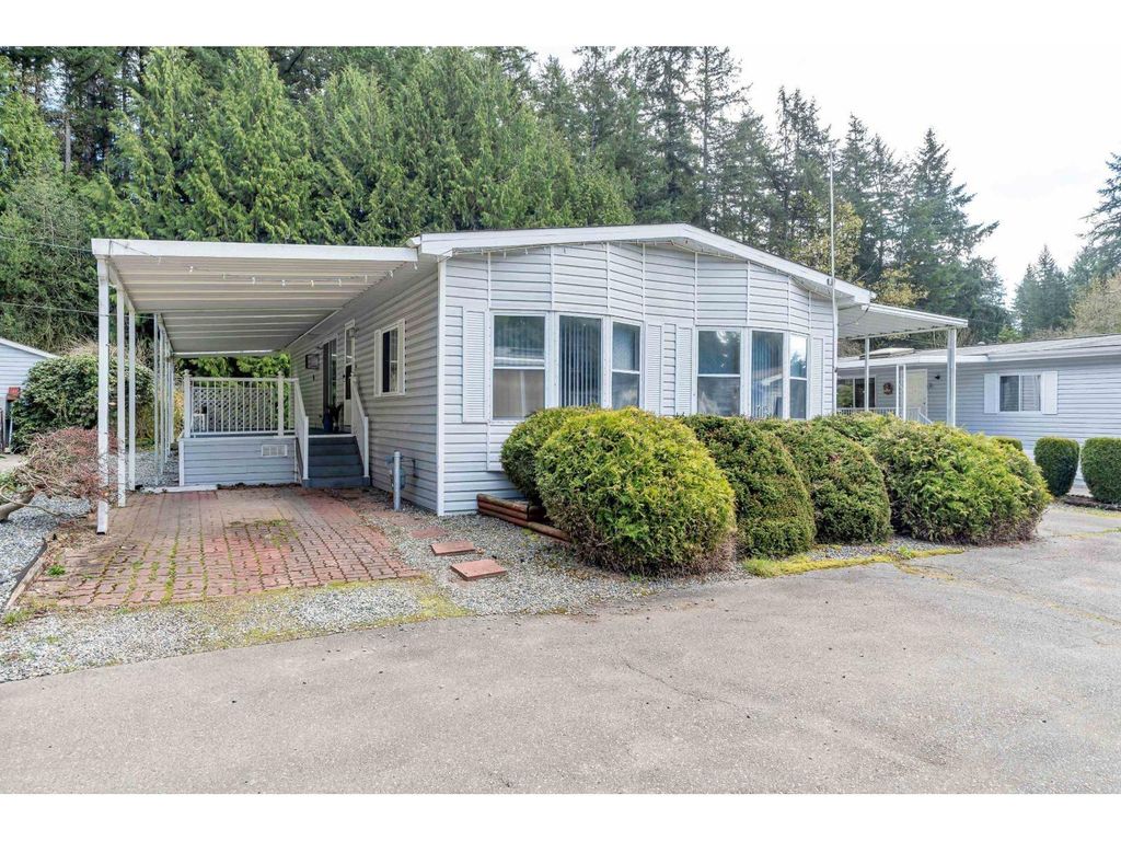 242 20071 24 Avenue, Langley