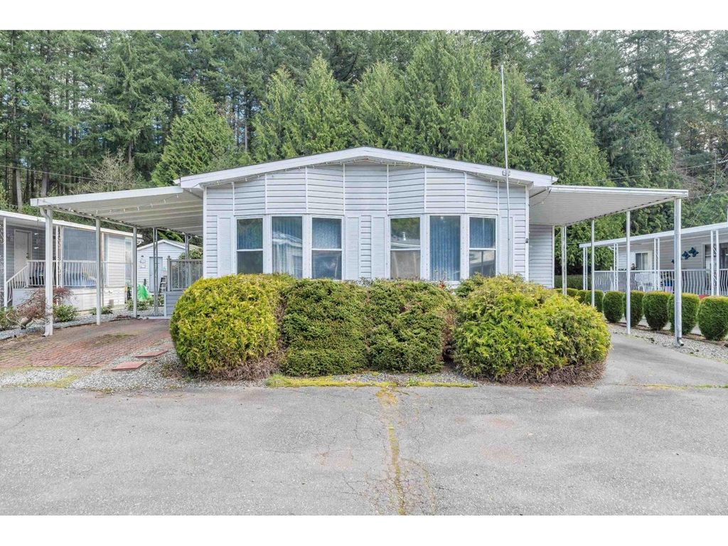 242 20071 24 Avenue, Langley