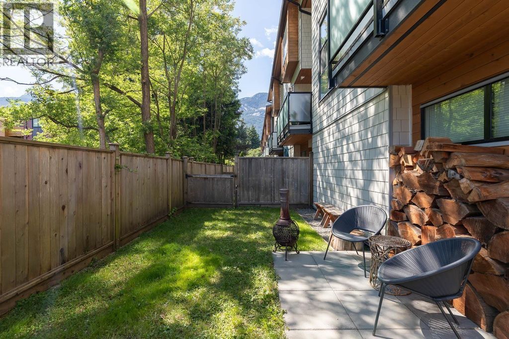 3 38447 Buckley Avenue, Squamish