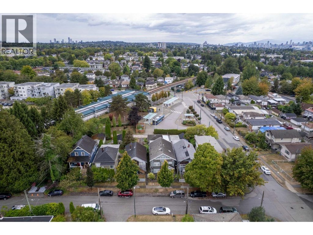2474 E 24th Avenue, Vancouver
