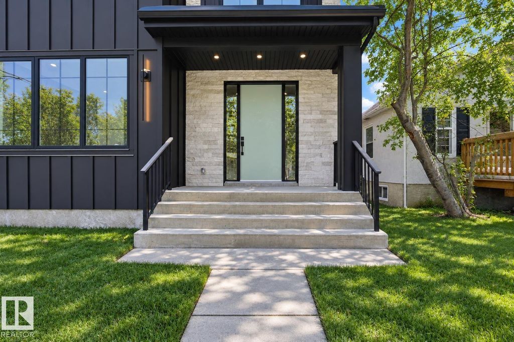 11121 51 St Nw, Edmonton