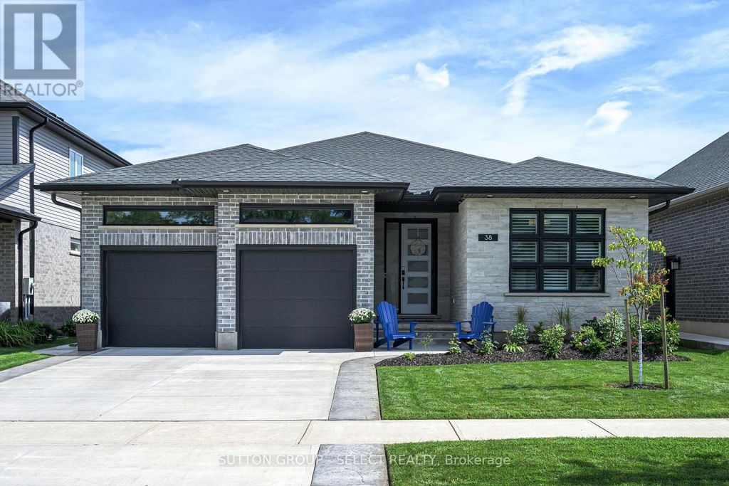 38 Royal Dornoch Drive, St. Thomas