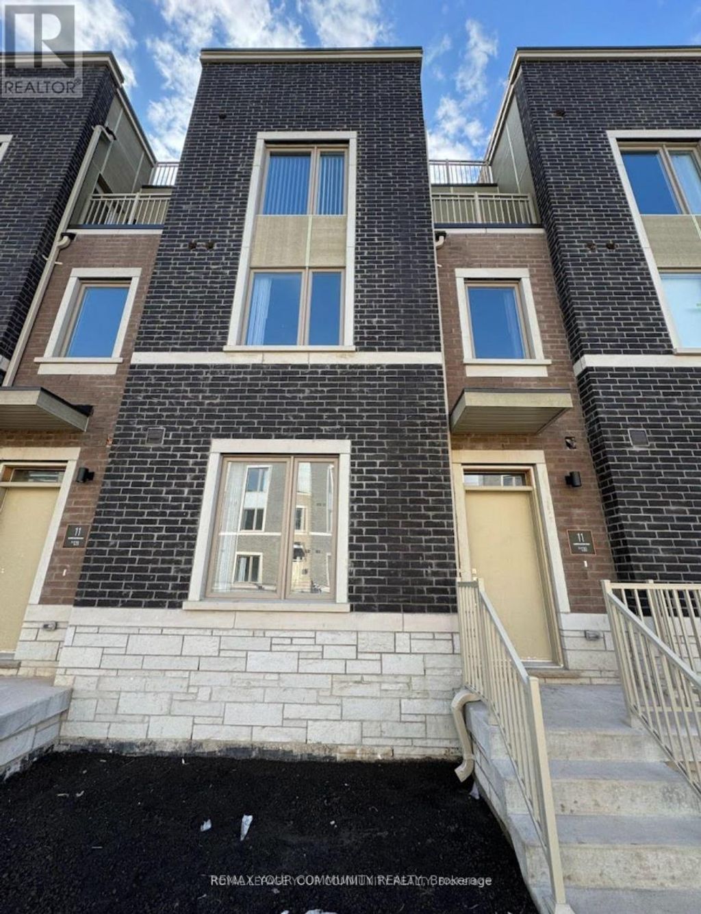 130 - 11 Almond Blossom Mews, Vaughan (vaughan Corporate Centre)