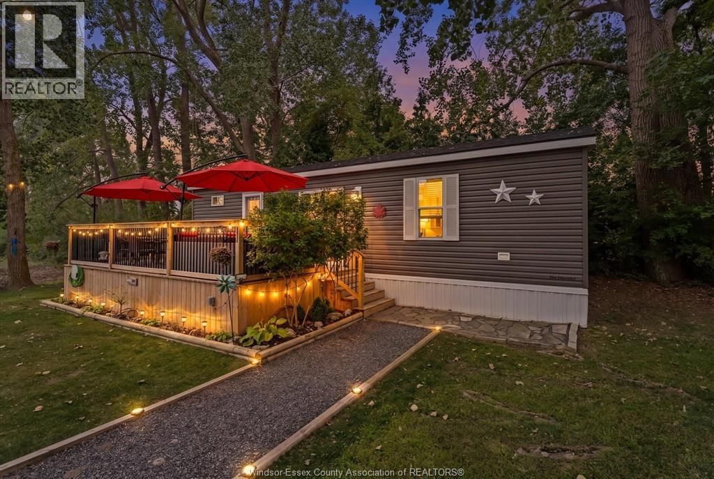 510 County Rd 31 Unit# 9 Cherry, Leamington