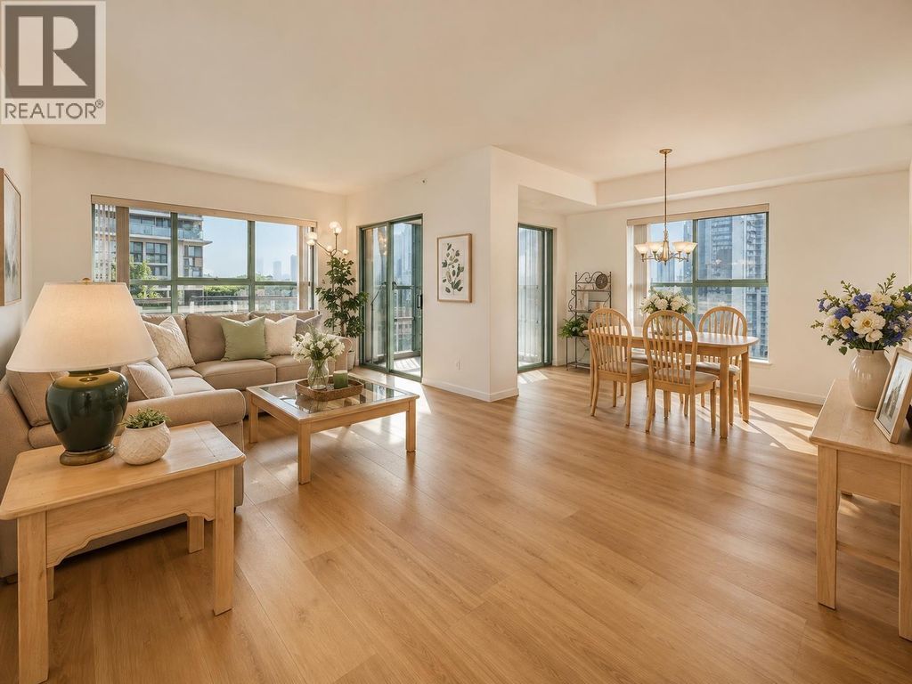 1903 909 Burrard Street, Vancouver