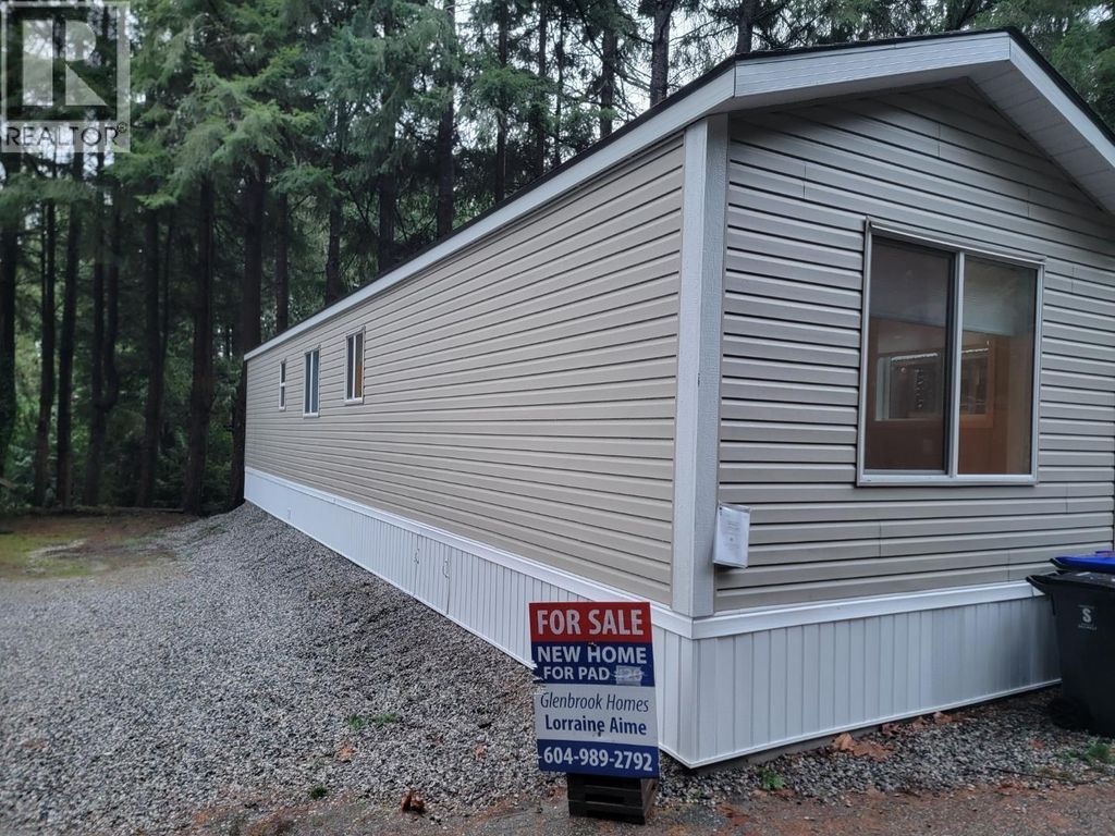 16 5288 Selma Park Road, Sechelt