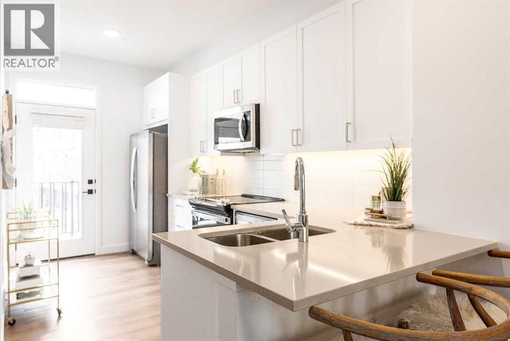 106, 272 Heirloom Crescent Se, Calgary