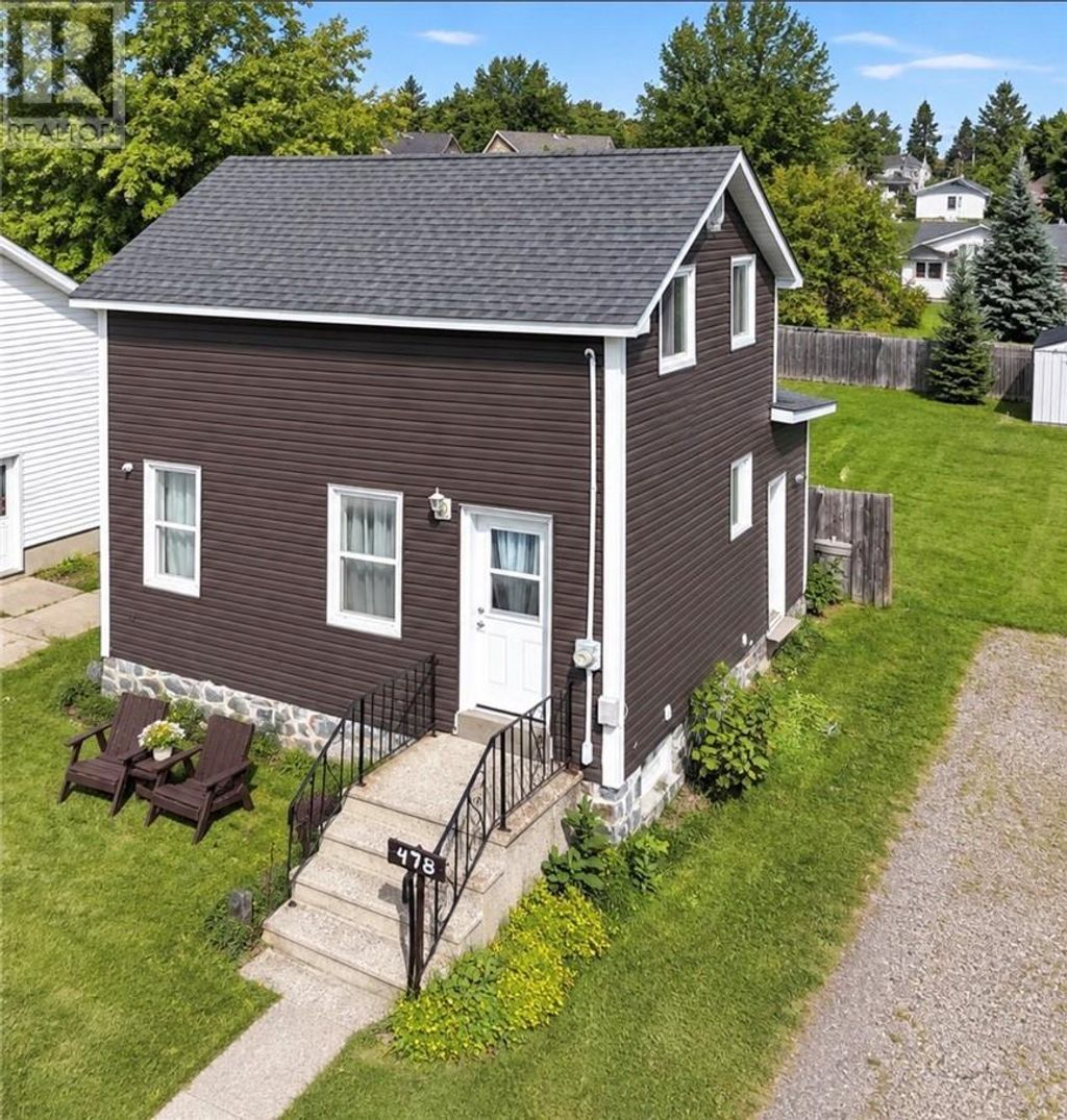 478 John Street, Espanola