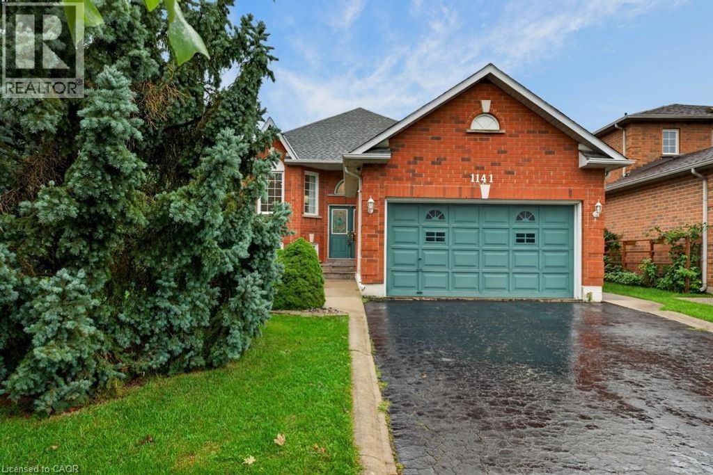 1141 Lockhart Road, Burlington