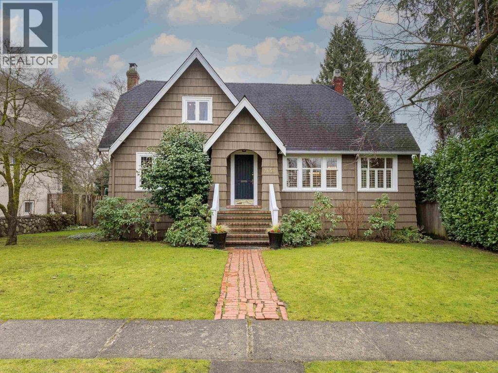 26xx W 34th Avenue, Vancouver