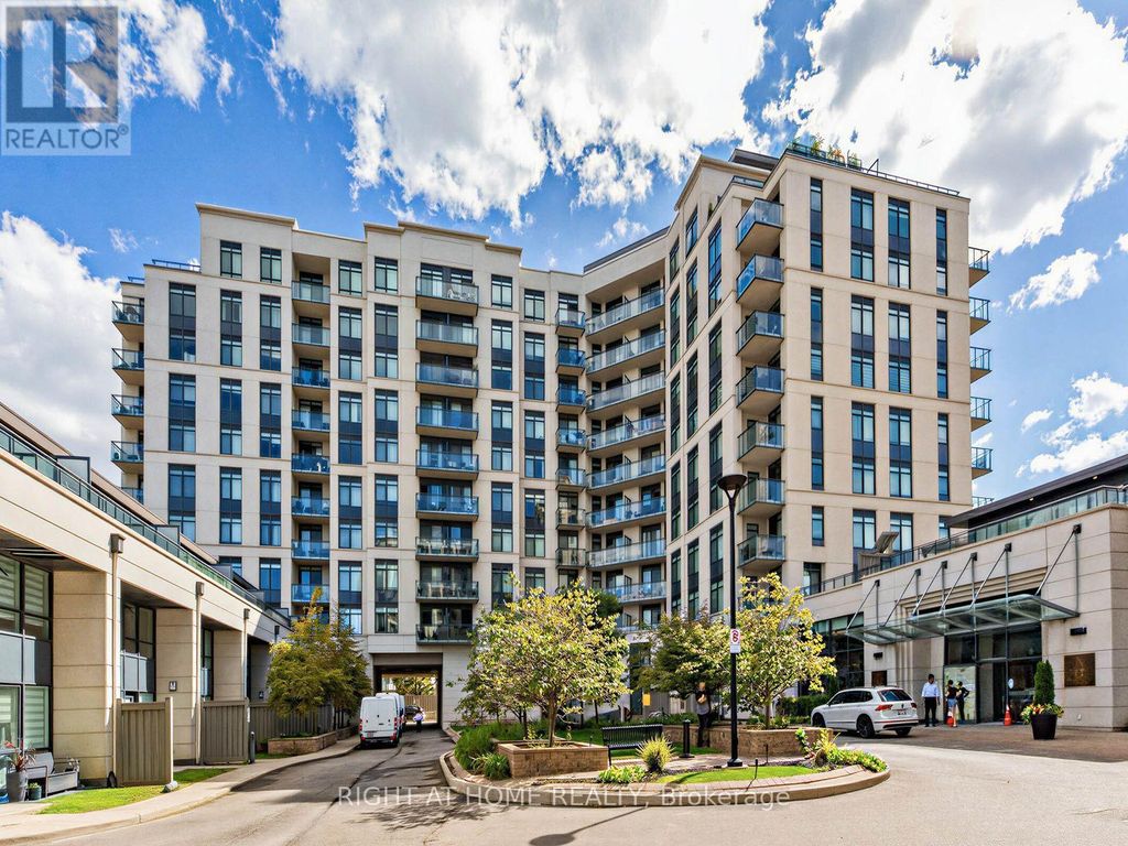 808 - 24 Woodstream Boulevard, Vaughan (vaughan Grove)