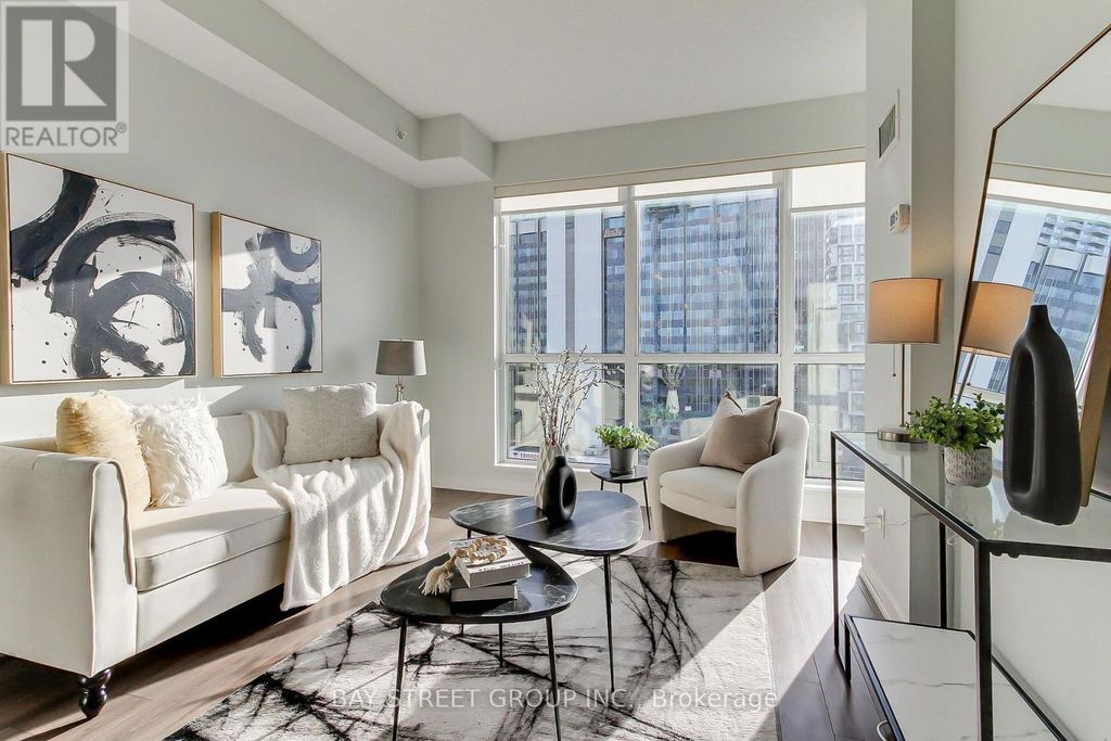 1212 - 60 Berwick Avenue, Toronto (yonge-Eglinton)