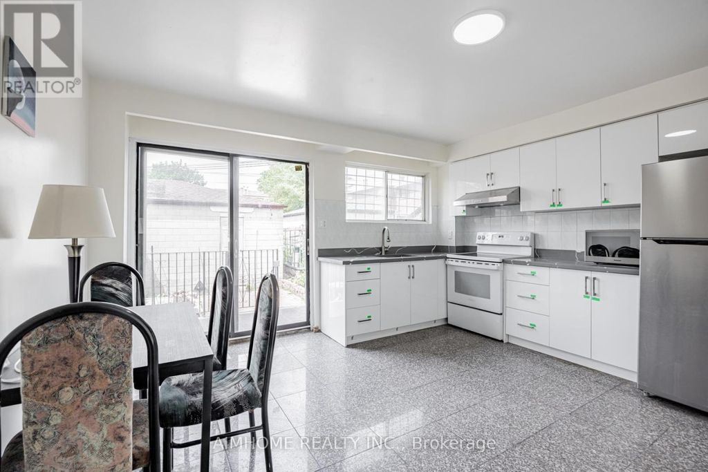 2b - 144 Wolseley Street, Toronto (trinity-Bellwoods)