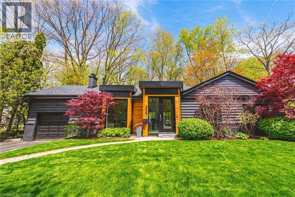 327 Goodram Drive, Burlington