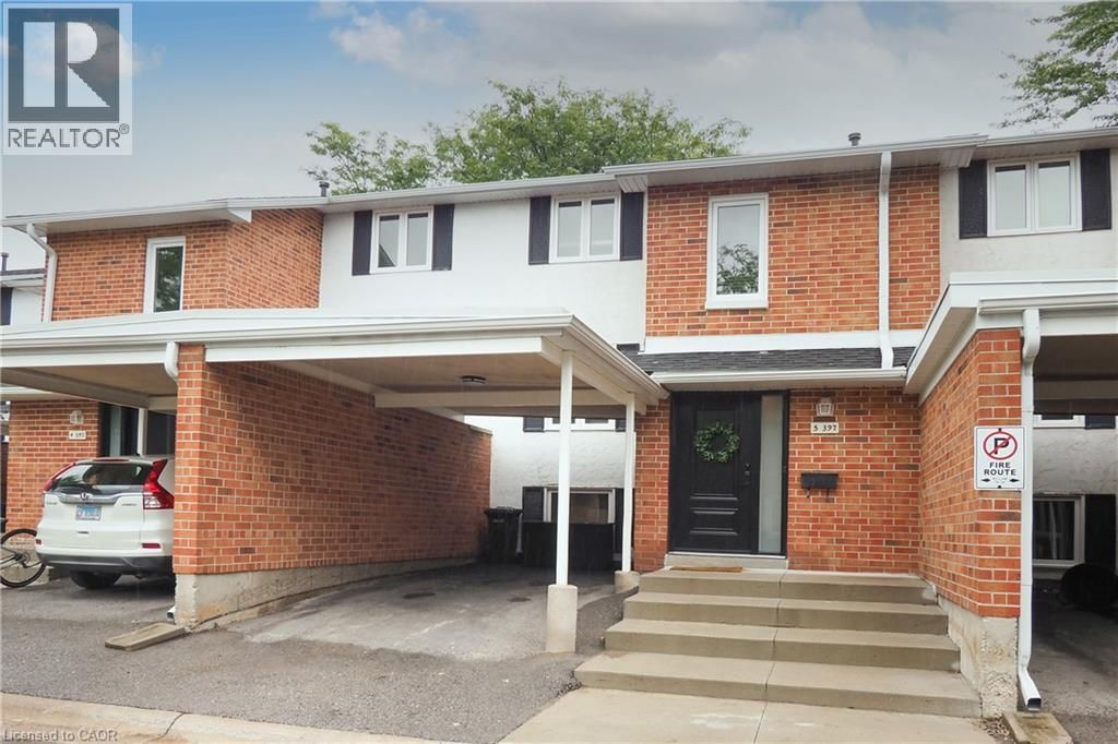 397 Keats Way Unit# 5, Waterloo