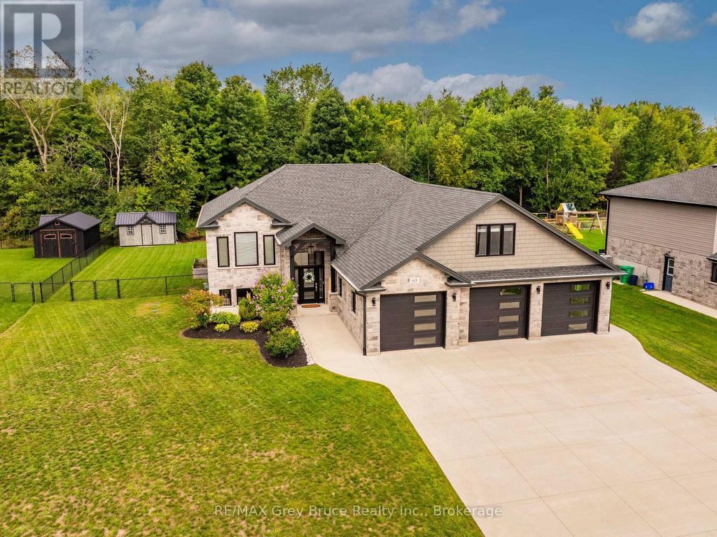 63 Howe Drive, Georgian Bluffs