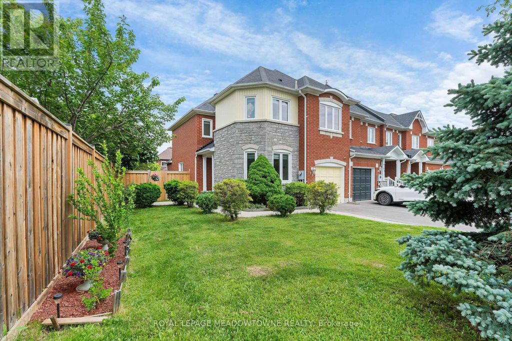73 James Young Drive, Halton Hills (georgetown)
