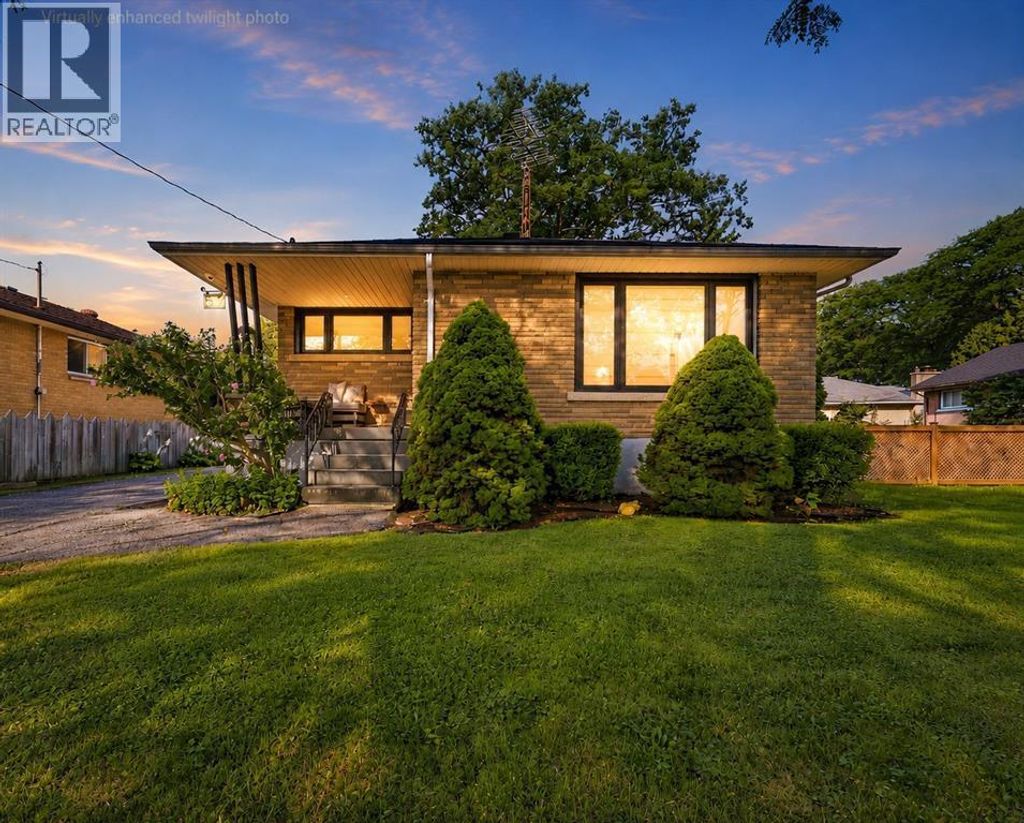 57 Vimy Crescent, Sarnia