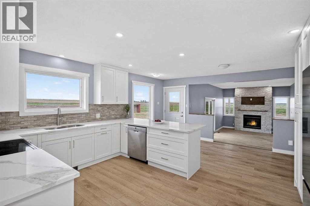 578099 83 Street E, Rural Foothills County