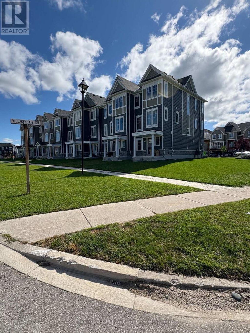 31 Surf Drive, Wasaga Beach