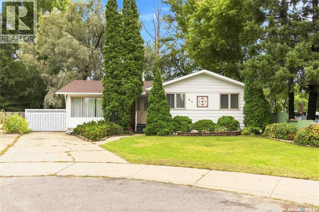 86 Brown Crescent, Saskatoon