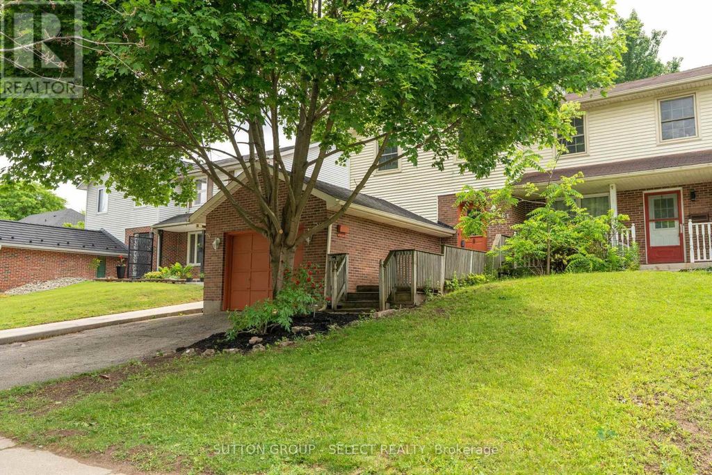 461 Cleveland Avenue, London South (south J)