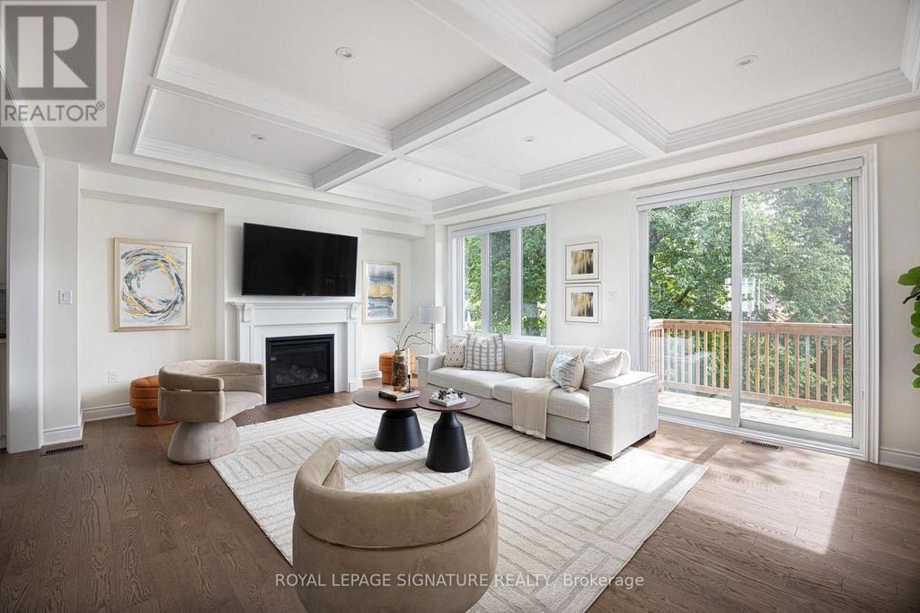 19 Hollyhock Court, Toronto (banbury-Don Mills)
