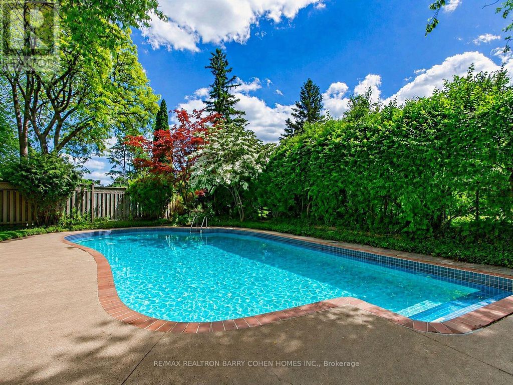 8 Boldmere Crescent, Toronto (bayview Village)