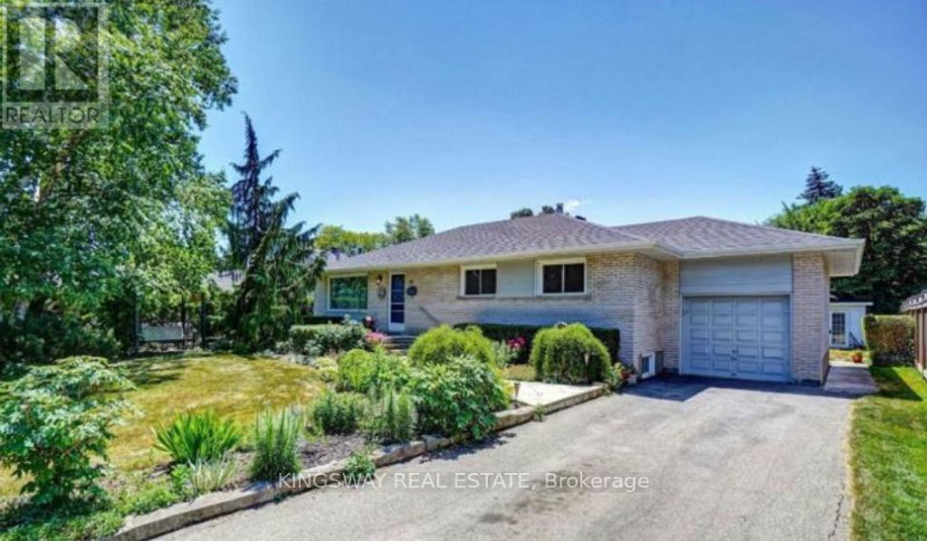 16 Plainsman Road, Mississauga (streetsville)