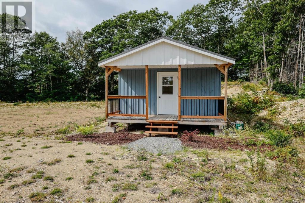 169 Port Clyde Road, Clyde River