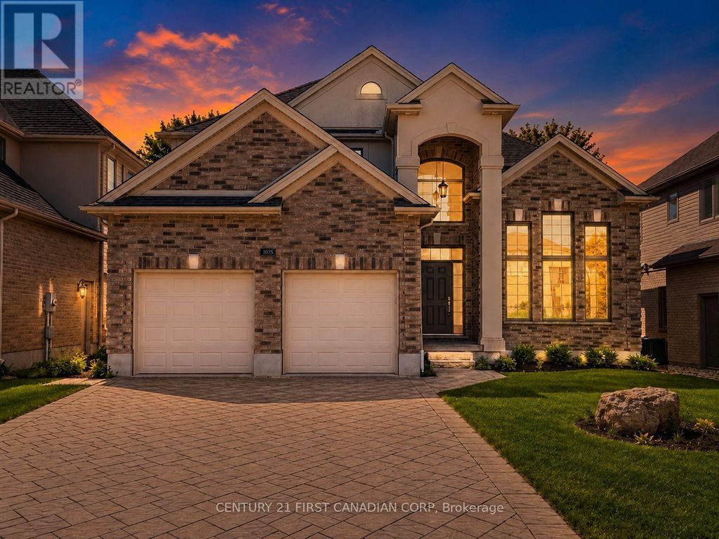 1025 Gleneagle Trail, London North (north S)