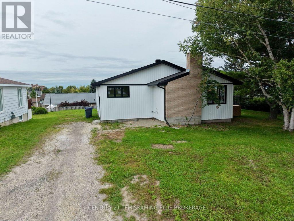 377 Joyal Drive, Temiskaming Shores (haileybury)