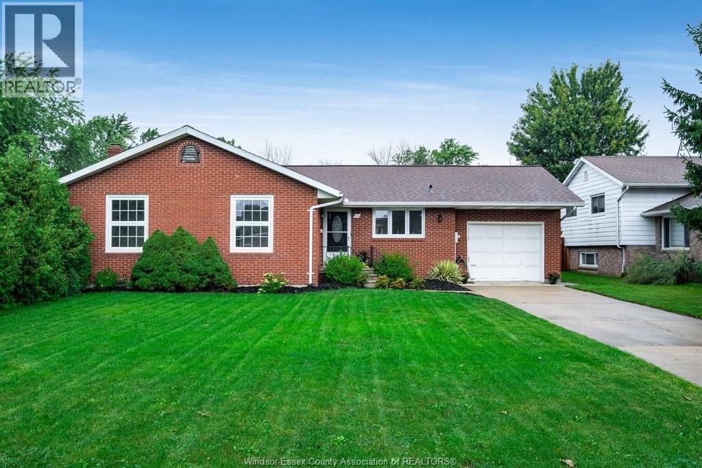 84 Palmer Drive, Kingsville