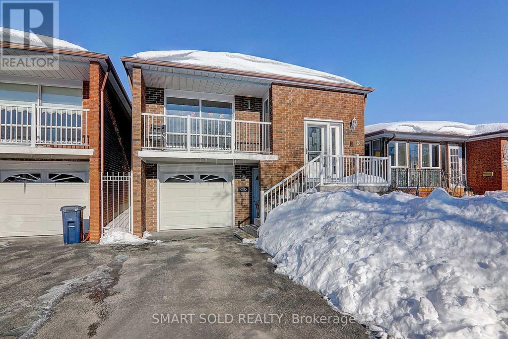12 Glendinning Avenue, Toronto (steeles)