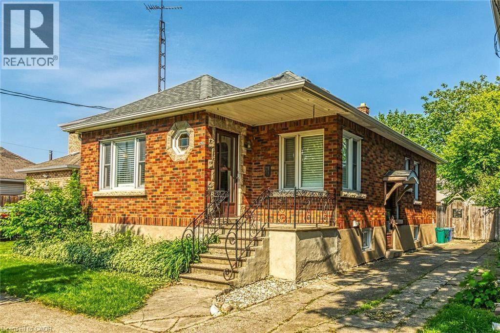 70 Concord Avenue, St. Catharines