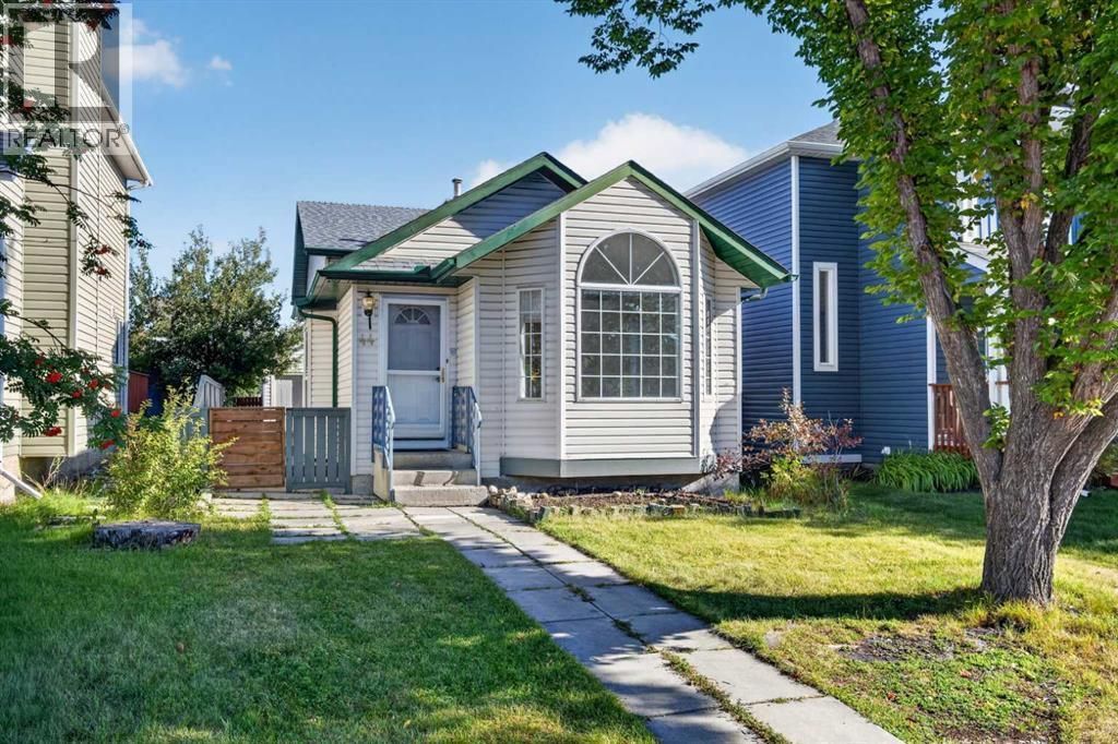 44 Harvest Gold Circle Ne, Calgary