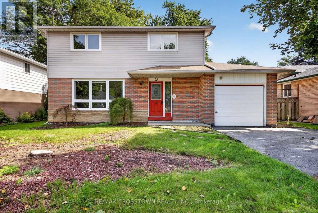 63 Adeline Avenue, New Tecumseth (tottenham)