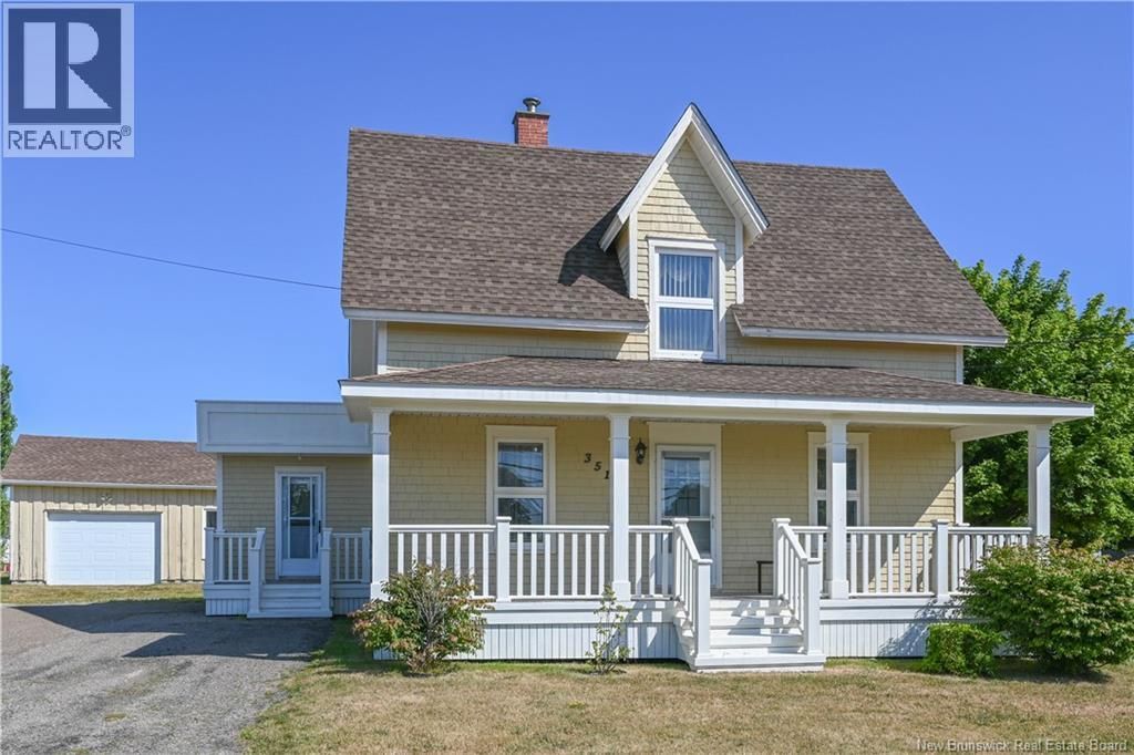 351 Saint-pierre E. Boulevard, Caraquet